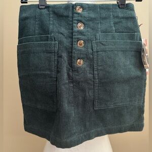 Forever 21 Hunter Green Corduroy Mini Skirt NWT